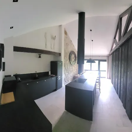 De Charme 6 Ou 8 Personnes En Aubrac Chez Sebastien & Stephanie Holiday home