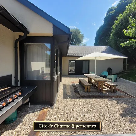 De Charme 6 Ou 8 Personnes En Aubrac Chez Sebastien & Stephanie Holiday home Peyre-en-Aubrac