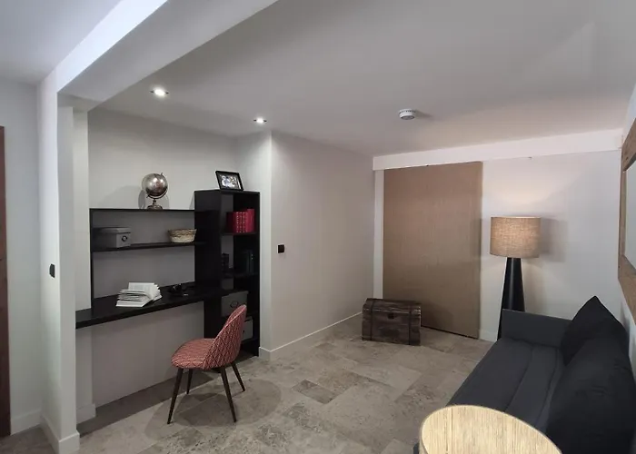 Casa de Férias De Charme 6 Ou 8 Personnes En Aubrac Chez Sebastien & Stephanie *