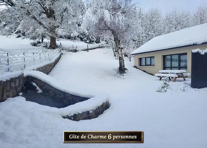 Casa de Férias De Charme 6 Ou 8 Personnes En Aubrac Chez Sebastien & Stephanie